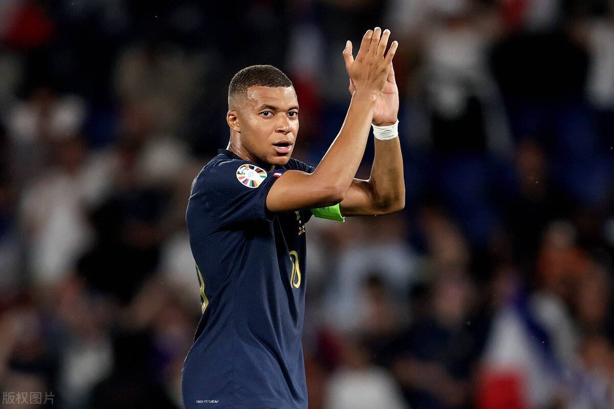 包含姆巴佩在美国队比赛中精彩发挥，败北引发热议！的词条