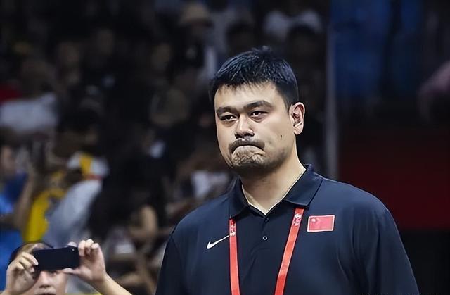 包含全明星赛冲刺阶段再迎强敌，斯图加特战术微调，主帅态度——引发热议，医务组通报恢复的词条